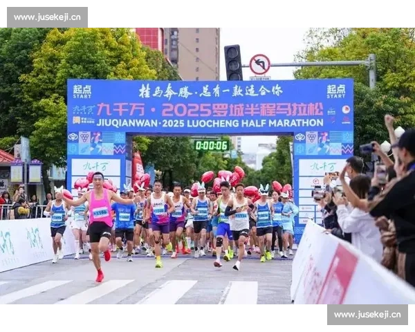 全力以赴，拼搏到底，赛事现场加油助威，点燃每一份热血激情